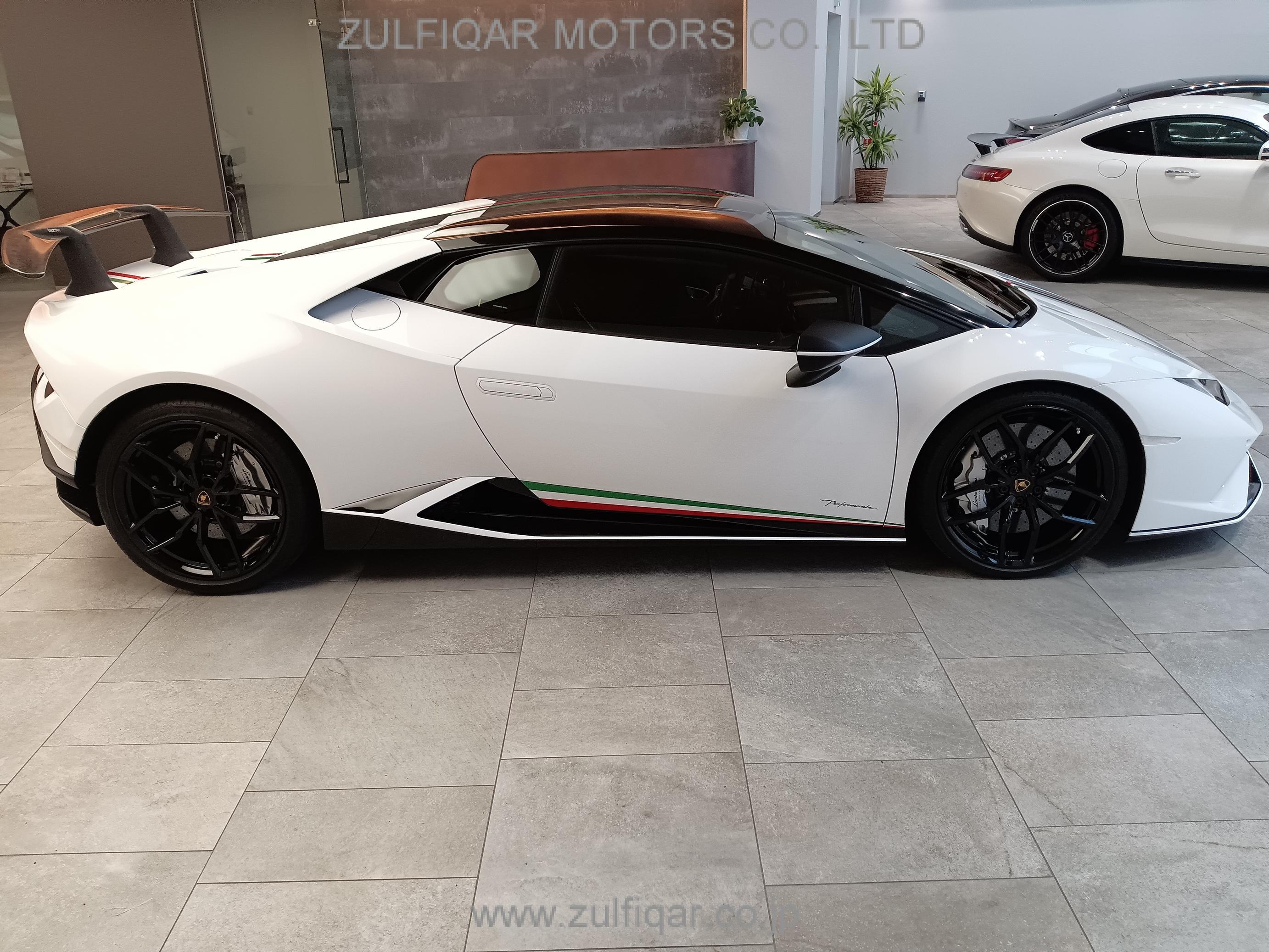 LAMBORGHINI HURACAN 2018 Image 12