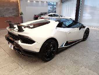 LAMBORGHINI HURACAN 2018 Image 16