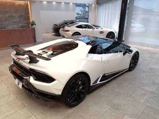 LAMBORGHINI HURACAN 2018 Image 23