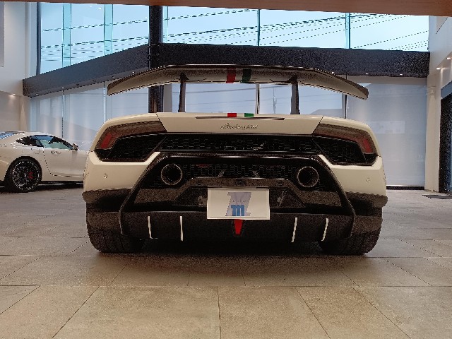 LAMBORGHINI HURACAN 2018 Image 24