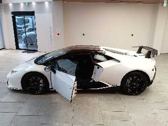 LAMBORGHINI HURACAN 2018 Image 28