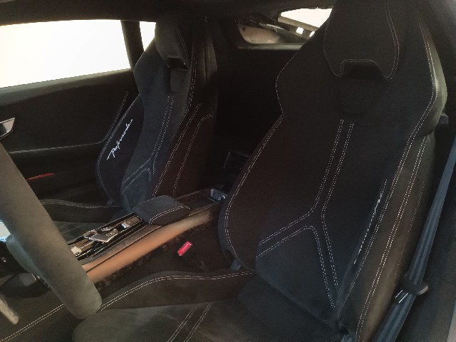 LAMBORGHINI HURACAN 2018 Image 54