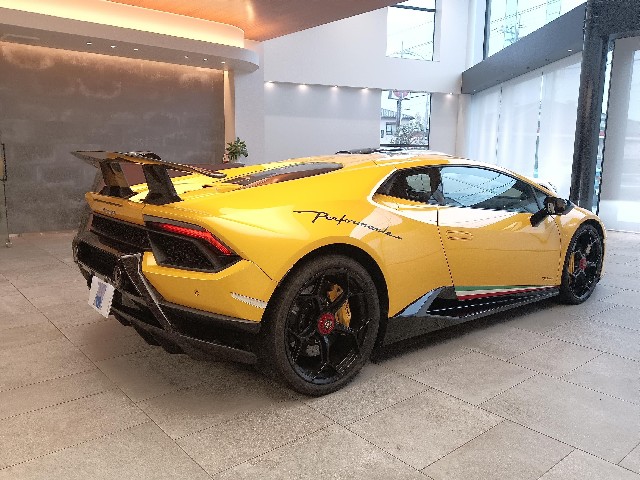 LAMBORGHINI HURACAN 2018 Image 25
