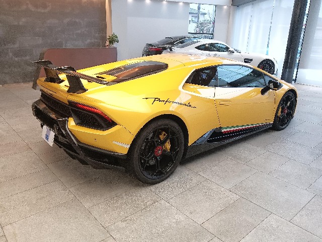 LAMBORGHINI HURACAN 2018 Image 26