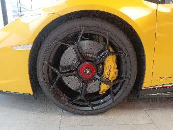 LAMBORGHINI HURACAN 2018 Image 37