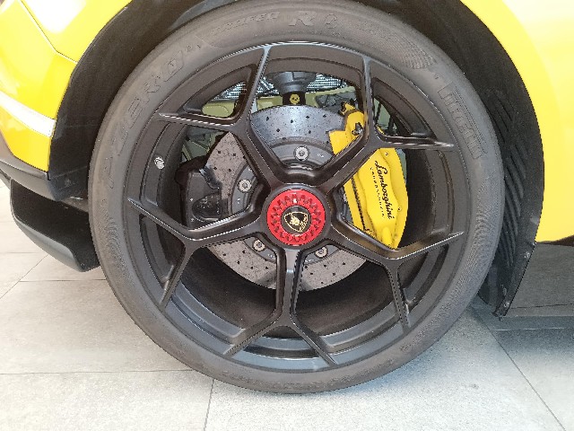 LAMBORGHINI HURACAN 2018 Image 45