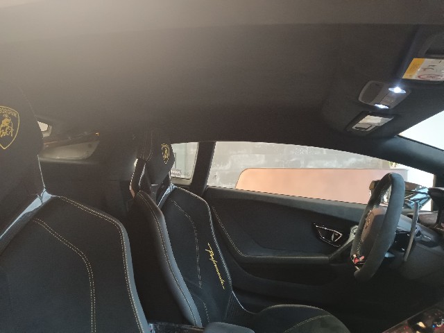 LAMBORGHINI HURACAN 2018 Image 65