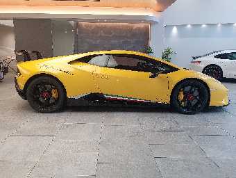 LAMBORGHINI HURACAN 2018 Image 10