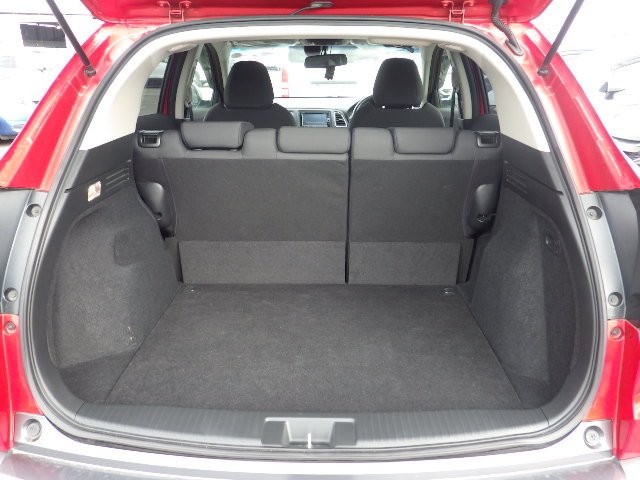 HONDA VEZEL 2018 Image 23