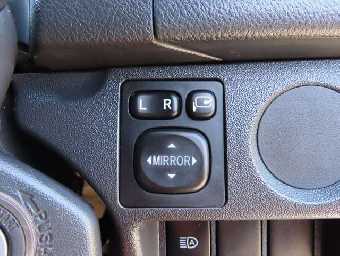 TOYOTA HIACE 2018 Image 9