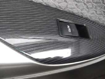 TOYOTA CROWN 2011 Image 11