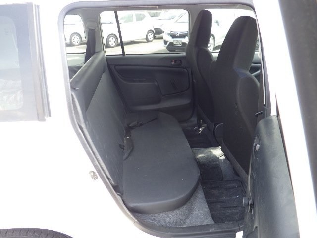 TOYOTA PROBOX 2020 Image 28