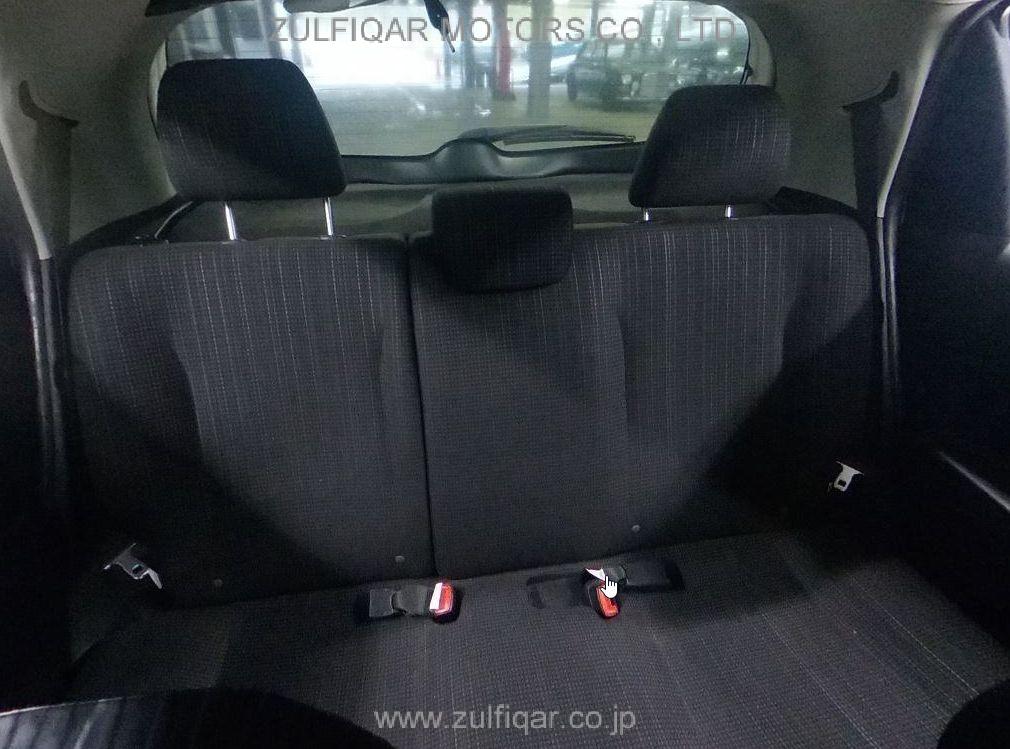 TOYOTA VITZ 2019 Image 6