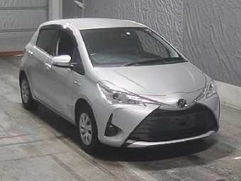 TOYOTA VITZ 2019 Image 6