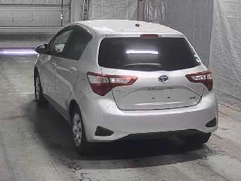 TOYOTA VITZ 2019 Image 7