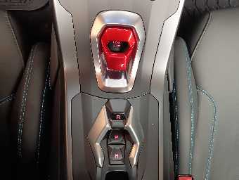 LAMBORGHINI HURACAN 2019 Image 84