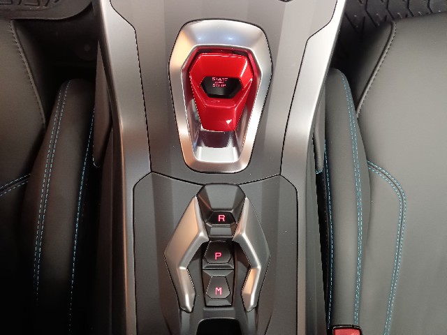 LAMBORGHINI HURACAN 2019 Image 102