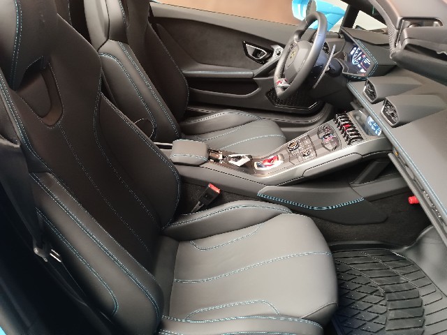 LAMBORGHINI HURACAN 2019 Image 81