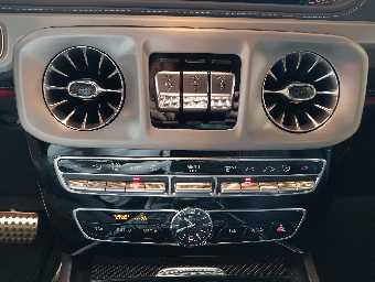 MERCEDES AMG G CLASS 2019 Image 59