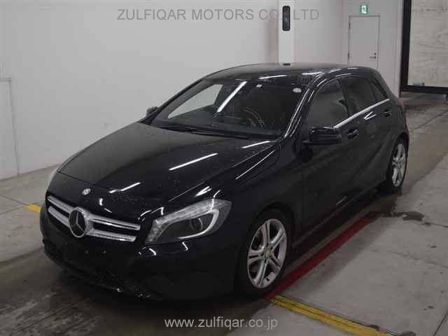 MERCEDES BENZ A CLASS 2014 Image 4