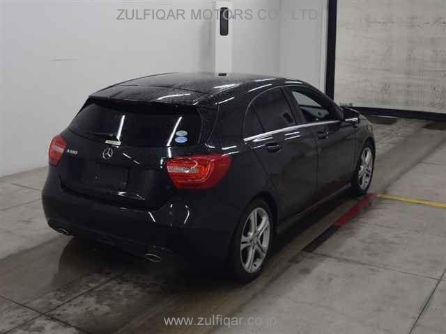 MERCEDES BENZ A CLASS 2014 Image 5