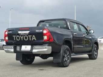 TOYOTA HILUX 2022 Image 3