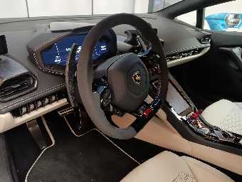 LAMBORGHINI HURACAN 2021 Image 2