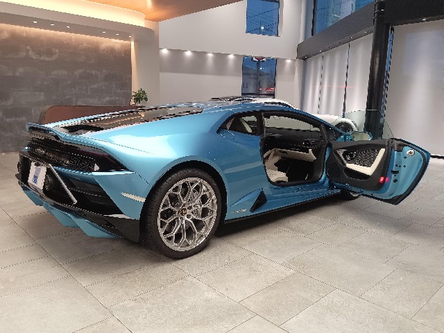 LAMBORGHINI HURACAN 2021 Image 22