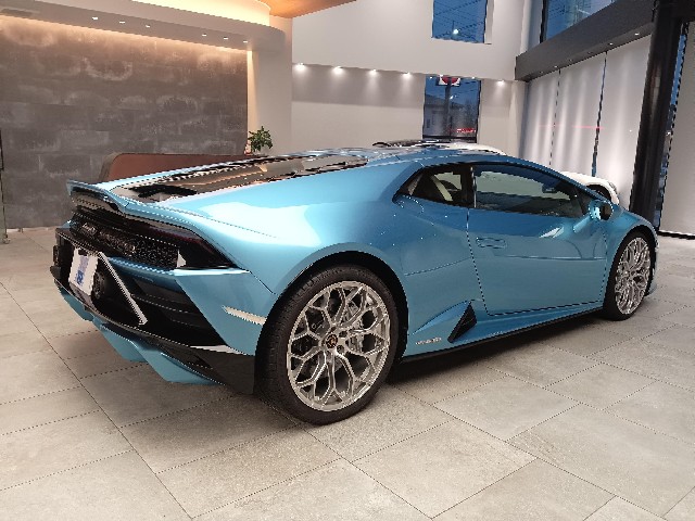 LAMBORGHINI HURACAN 2021 Image 25