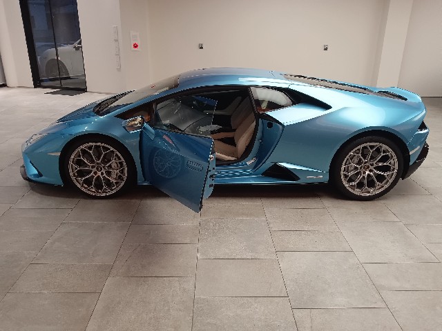 LAMBORGHINI HURACAN 2021 Image 38