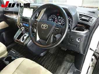 TOYOTA ALPHARD 2020 Image 3