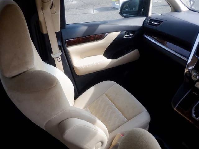 TOYOTA ALPHARD 2020 Image 21