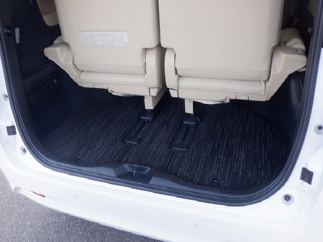 TOYOTA ALPHARD 2020 Image 24