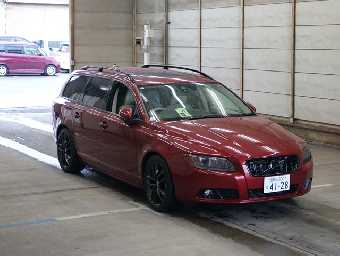 VOLVO V70 2012 Image 1