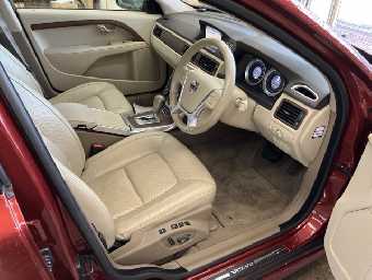 VOLVO V70 2012 Image 4