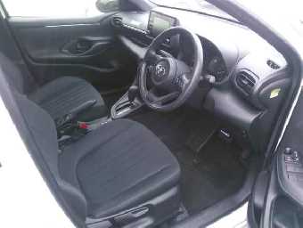 TOYOTA YARIS 2021 Image 3