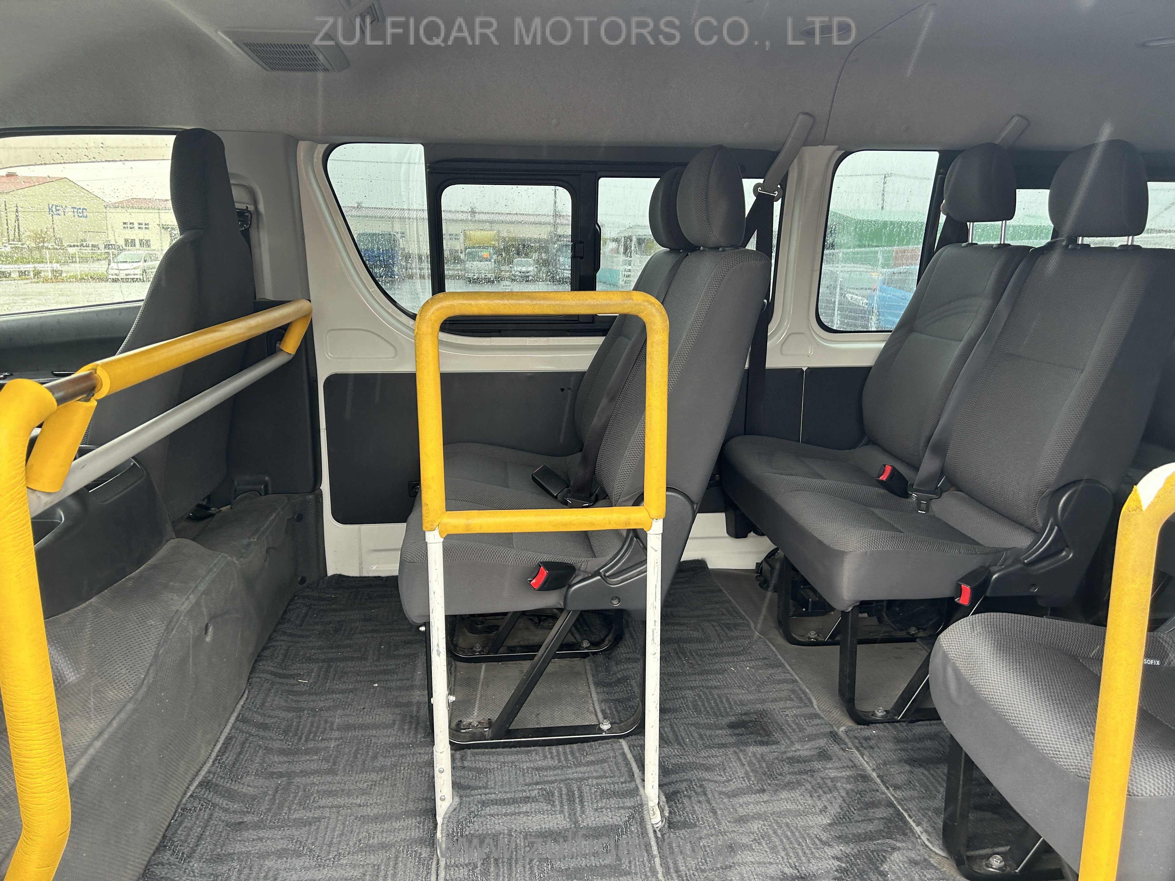 TOYOTA HIACE WAGON 2017 Image 23