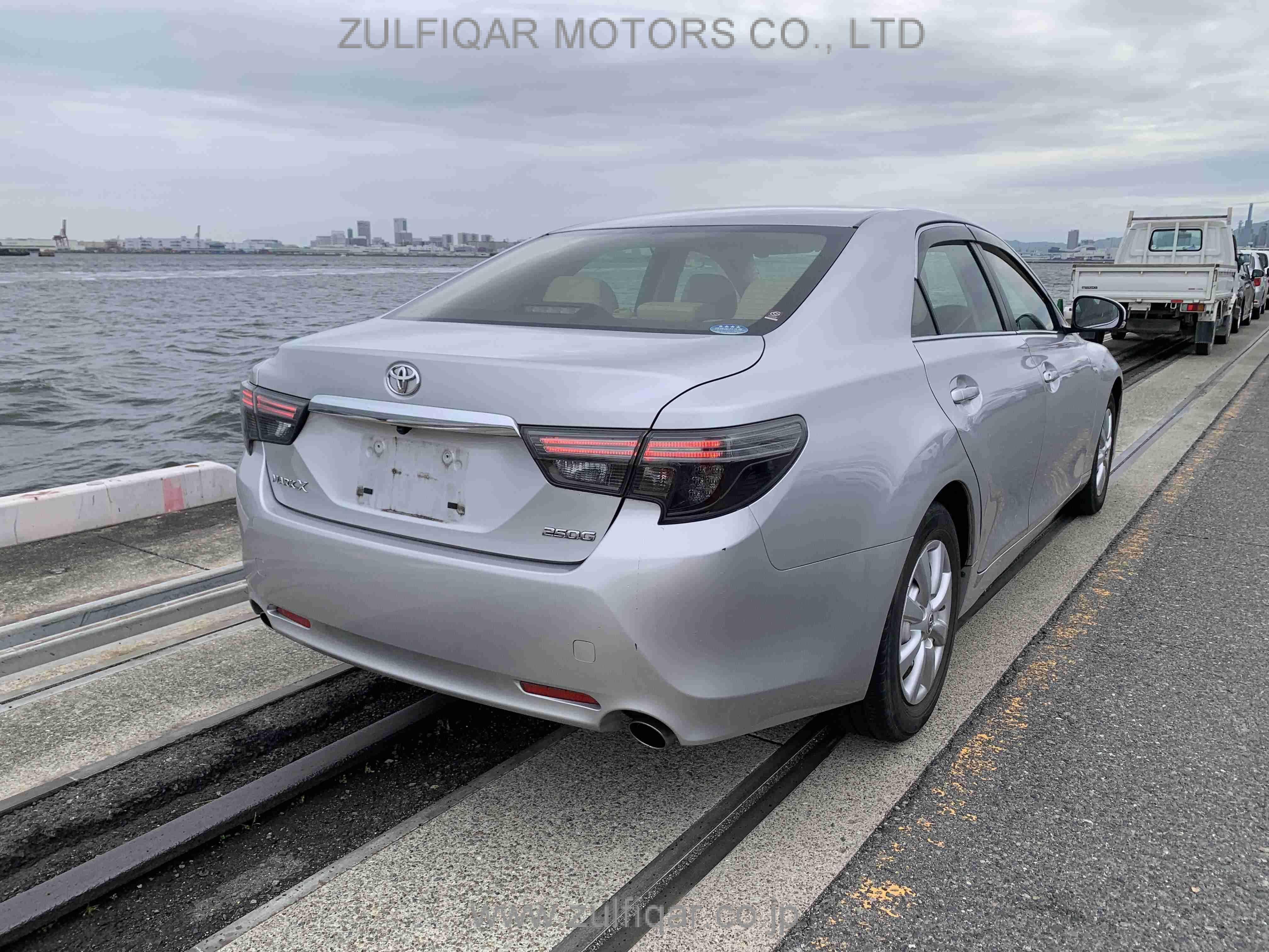 TOYOTA MARK X 2018 Image 3