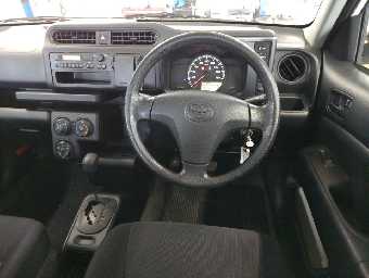 TOYOTA PROBOX 2019 Image 8