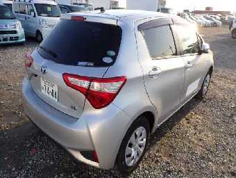 TOYOTA VITZ 2019 Image 2