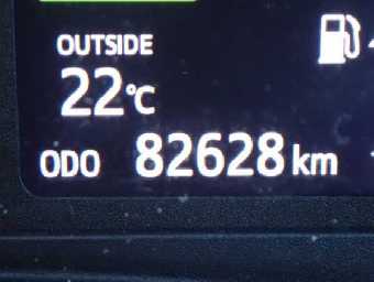 TOYOTA VITZ 2019 Image 6