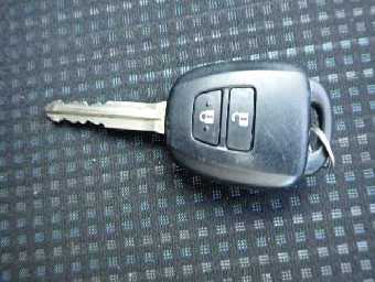 TOYOTA VITZ 2019 Image 7