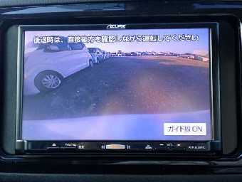 TOYOTA VITZ 2019 Image 8