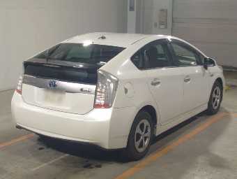 TOYOTA PRIUS PHV 2013 Image 2