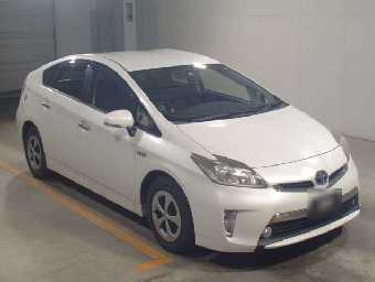 TOYOTA PRIUS PHV 2013 Image 3