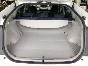 TOYOTA PRIUS PHV 2013 Image 8