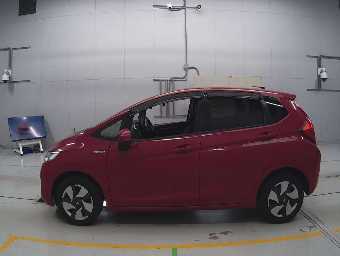 HONDA FIT HYBRID 2014 Image 4