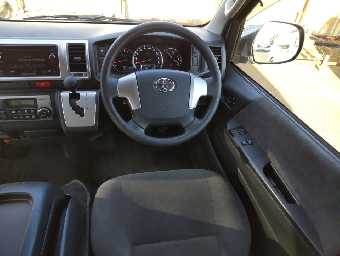 TOYOTA HIACE WAGON 2017 Image 8