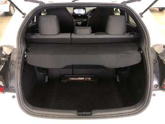 TOYOTA YARIS 2021 Image 11