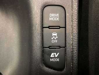 TOYOTA YARIS 2021 Image 8